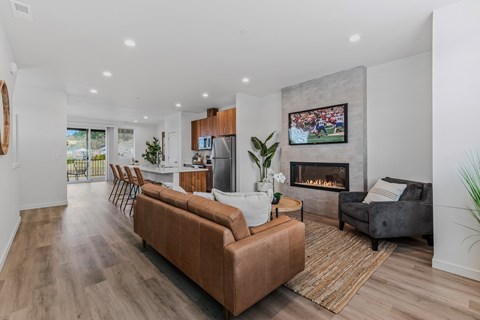 Living Room With Plenty Of Natural Lights at Thrive at Green Mountain, Camas, WA